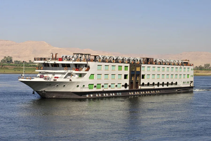 5 Days Nile Cruise from Luxor to Aswan including Abu Simbel